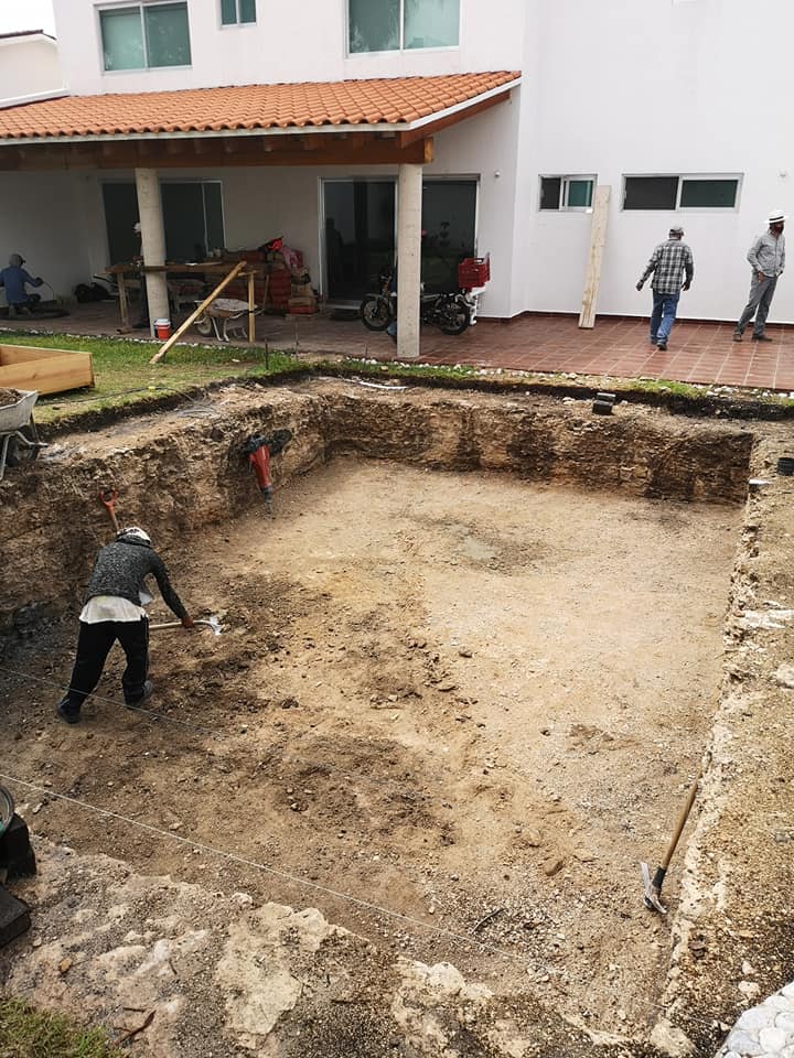 Diseño 3D de piscina comercial